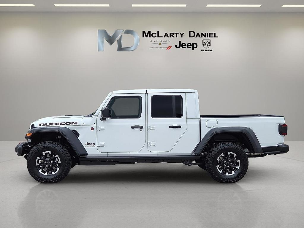 new 2026 Jeep Gladiator car, priced at $58,349