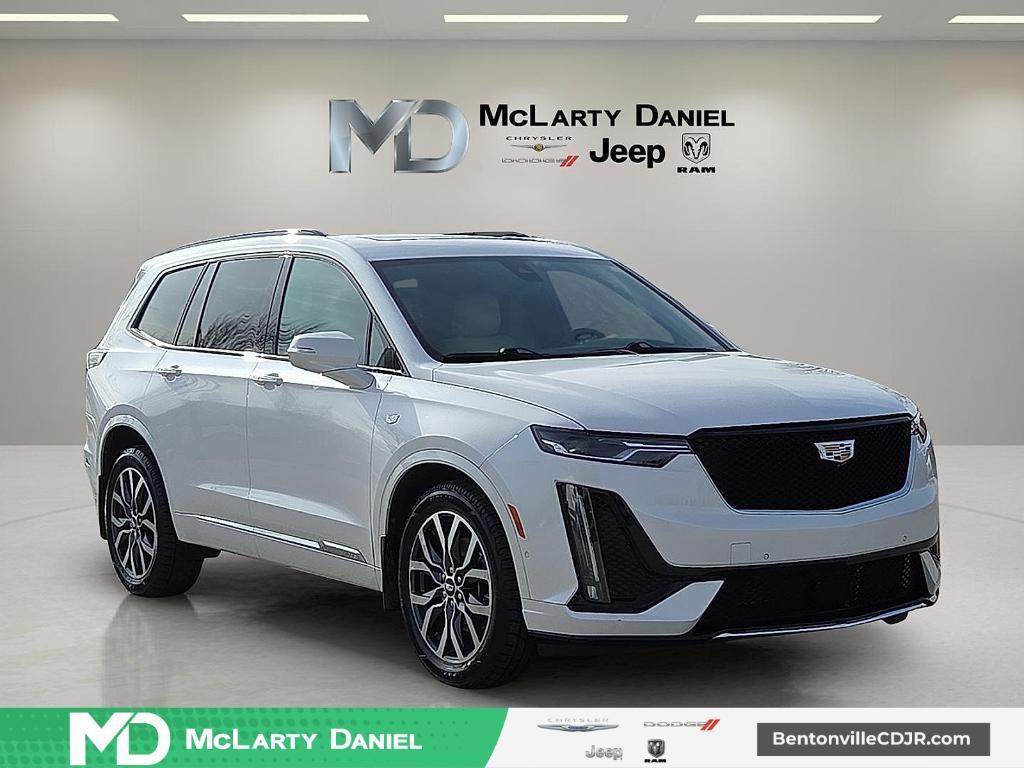 used 2021 Cadillac XT6 car, priced at $29,309