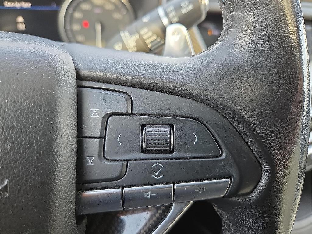 used 2021 Cadillac XT6 car, priced at $28,868