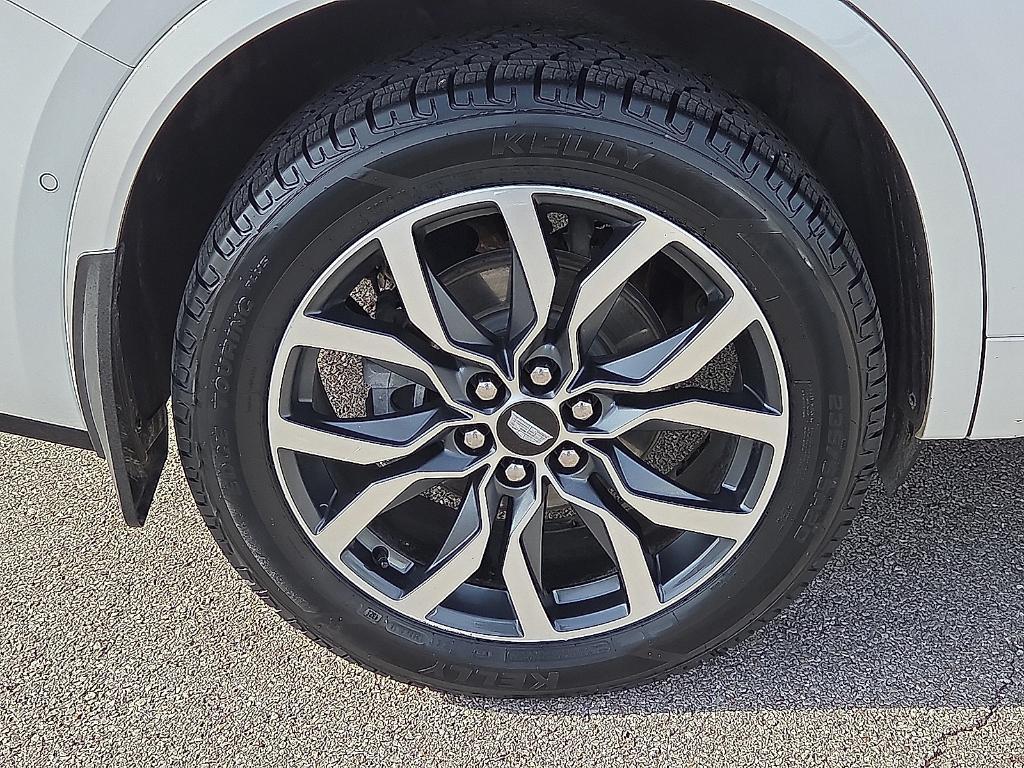 used 2021 Cadillac XT6 car, priced at $28,868