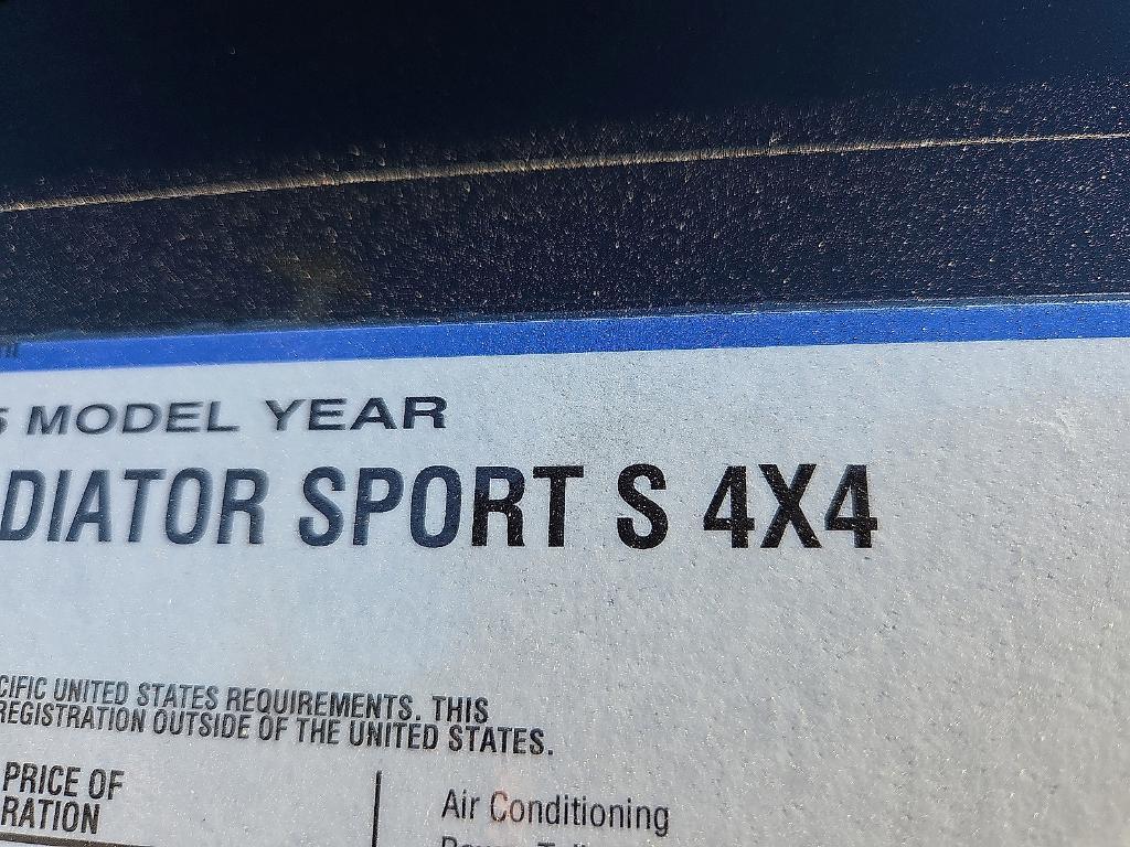 new 2025 Jeep Gladiator car, priced at $38,699