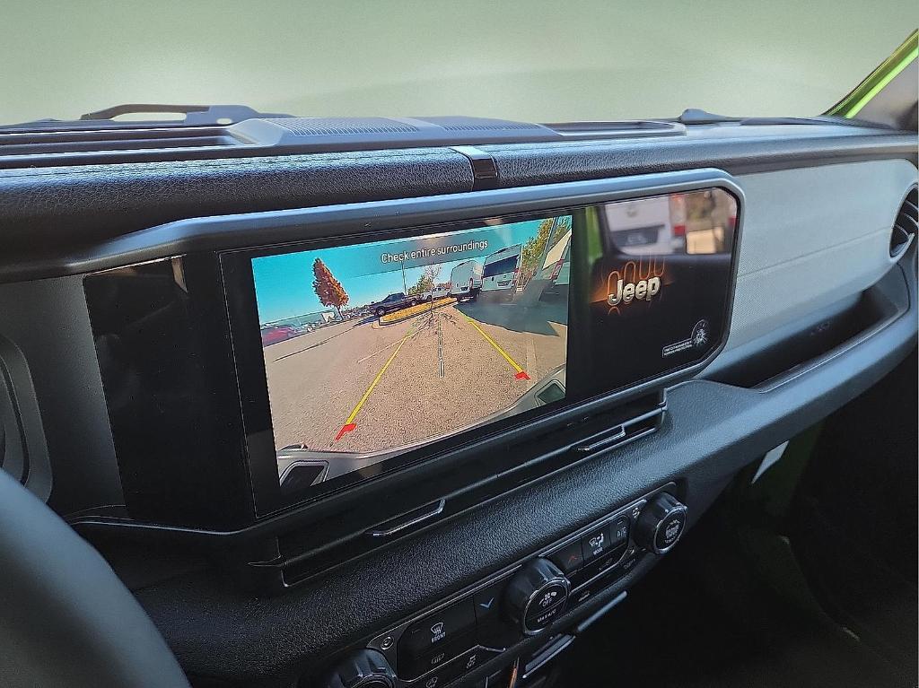 new 2025 Jeep Gladiator car, priced at $38,699