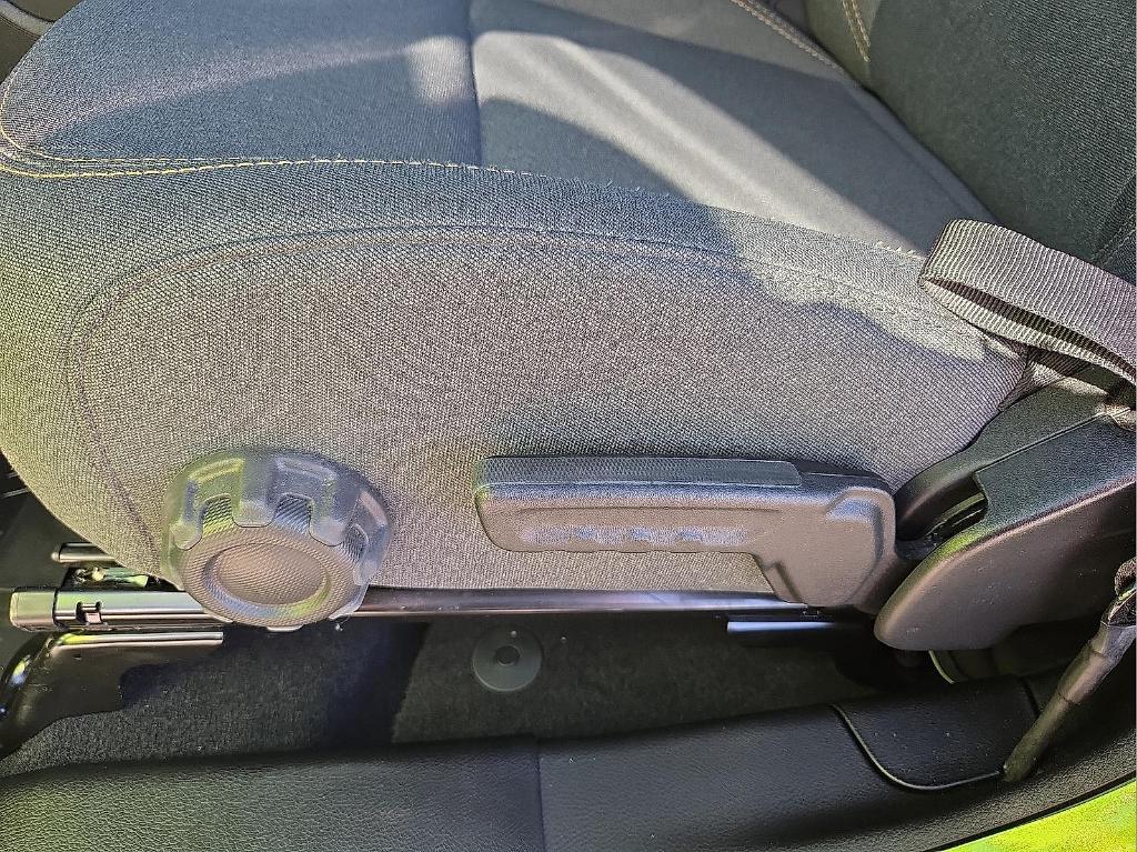 new 2025 Jeep Gladiator car, priced at $38,699