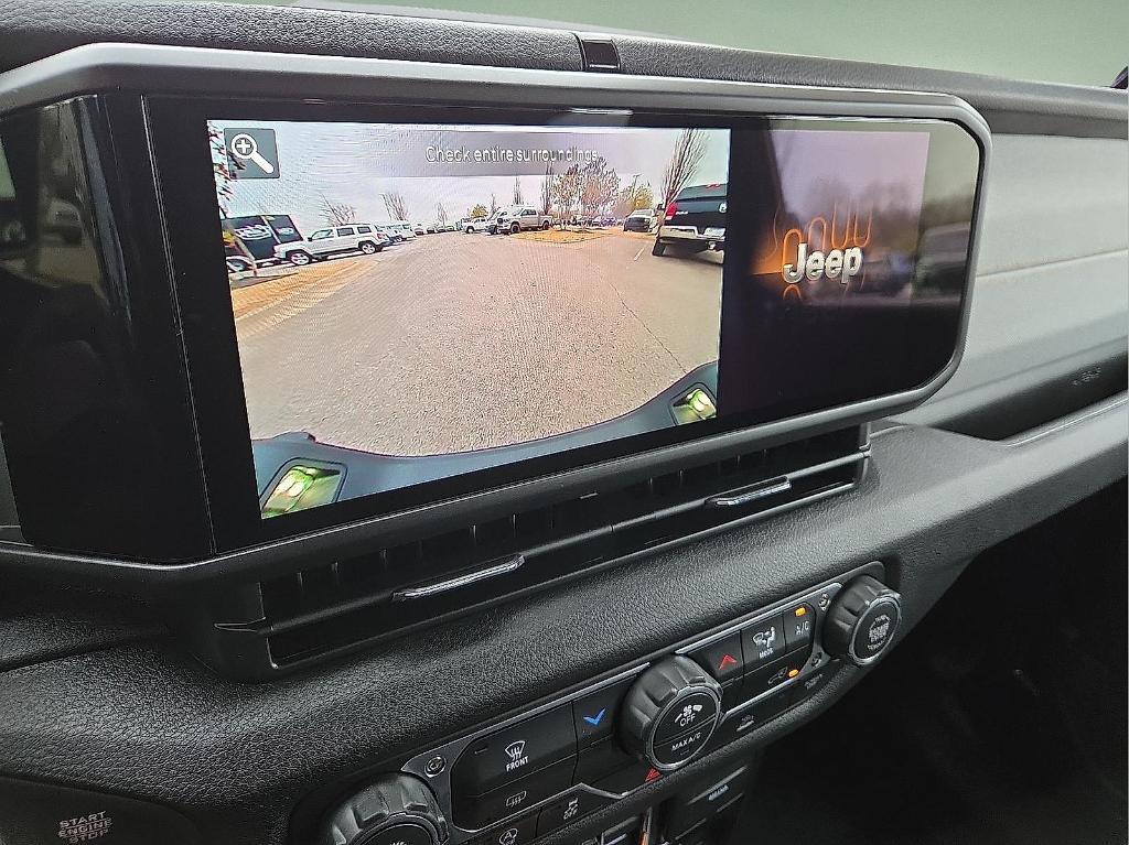 new 2026 Jeep Gladiator car, priced at $42,826