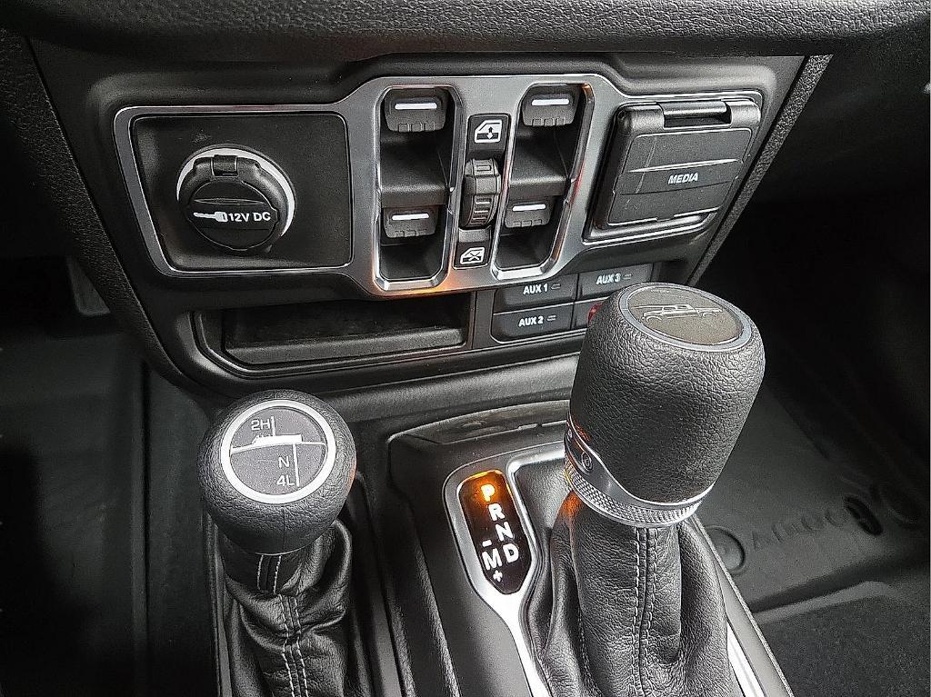 new 2026 Jeep Gladiator car, priced at $42,826