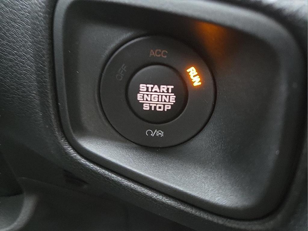 new 2026 Jeep Gladiator car, priced at $42,826