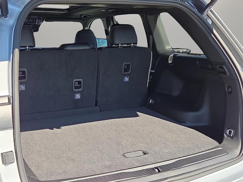 new 2025 Jeep Grand Cherokee car, priced at $42,017