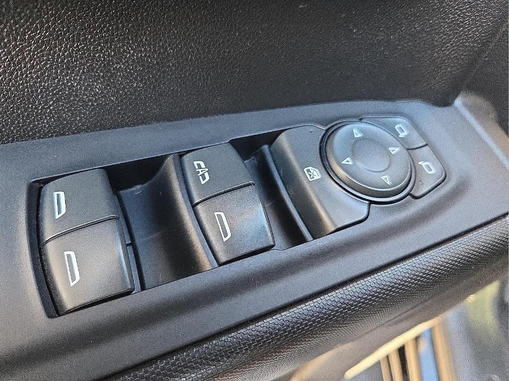 used 2022 Chevrolet Silverado 1500 car, priced at $30,868