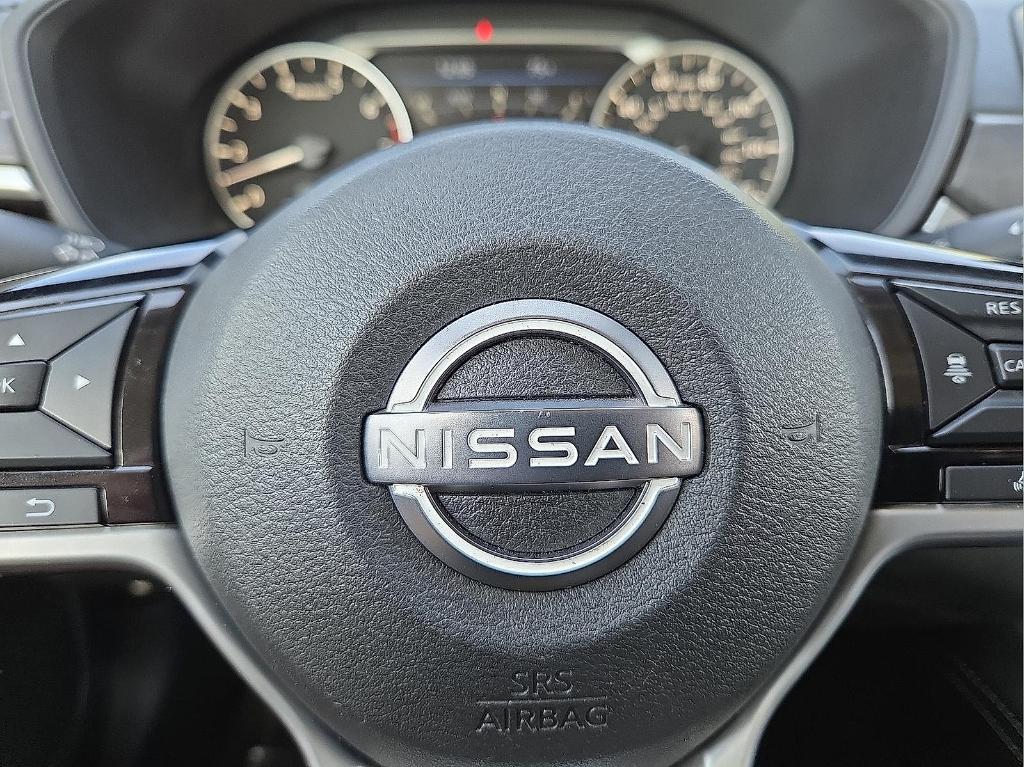 used 2023 Nissan Altima car, priced at $20,527