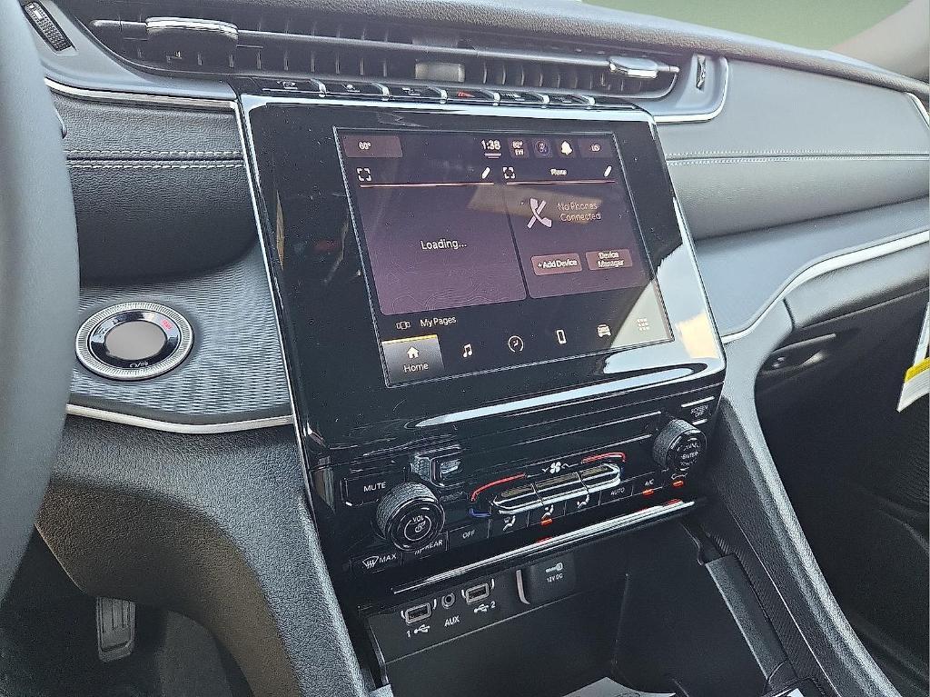 new 2025 Jeep Grand Cherokee L car, priced at $35,682