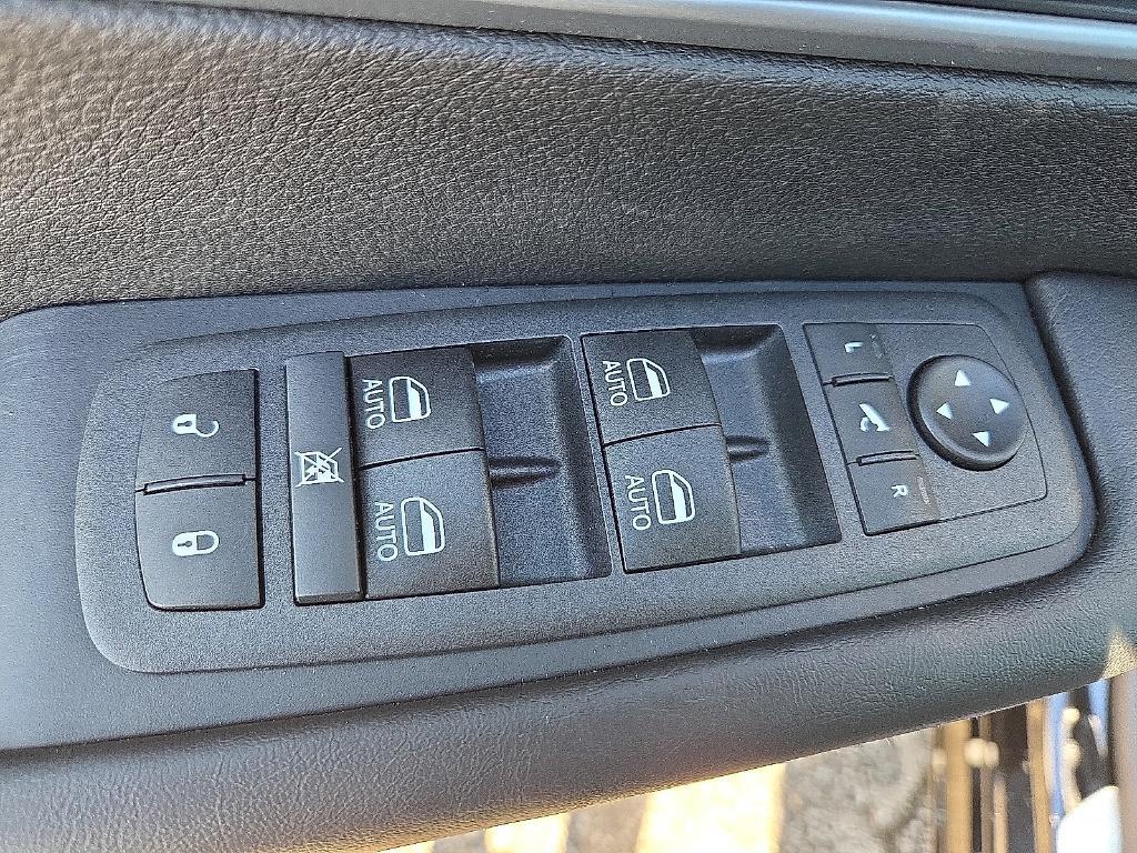 new 2026 Chrysler Pacifica car, priced at $51,004