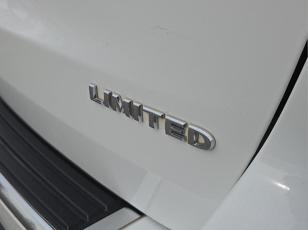 used 2020 Jeep Grand Cherokee car, priced at $18,868