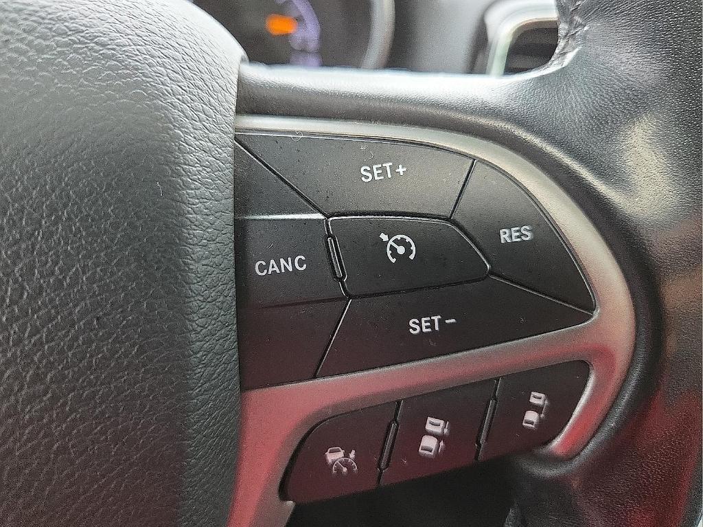 used 2020 Jeep Grand Cherokee car, priced at $18,868