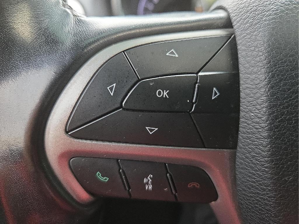 used 2020 Jeep Grand Cherokee car, priced at $18,868