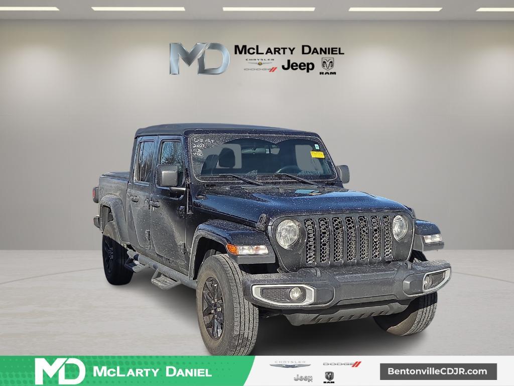 used 2023 Jeep Gladiator car, priced at $31,368