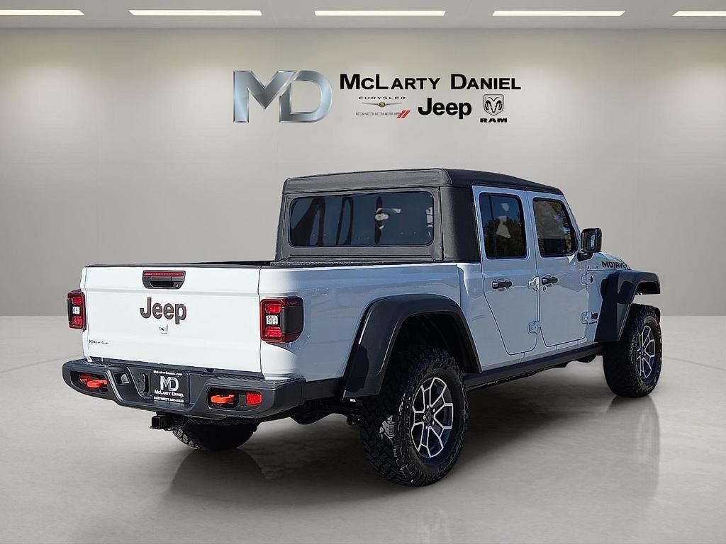 new 2026 Jeep Gladiator car, priced at $48,600