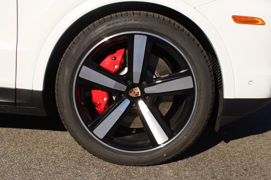 new 2026 Porsche Cayenne car