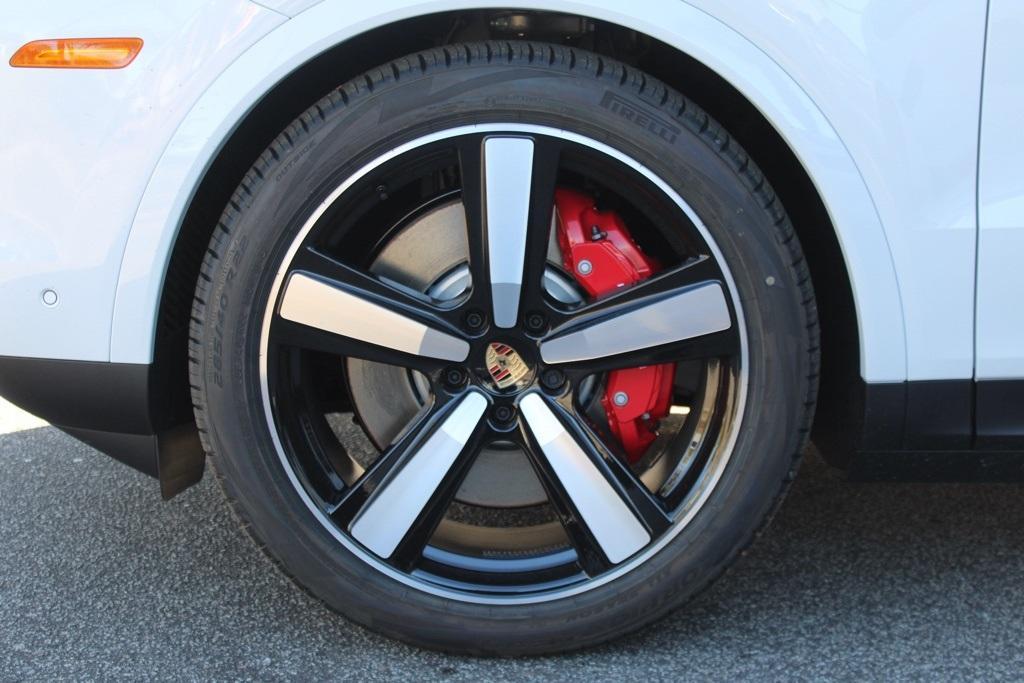 new 2026 Porsche Cayenne car