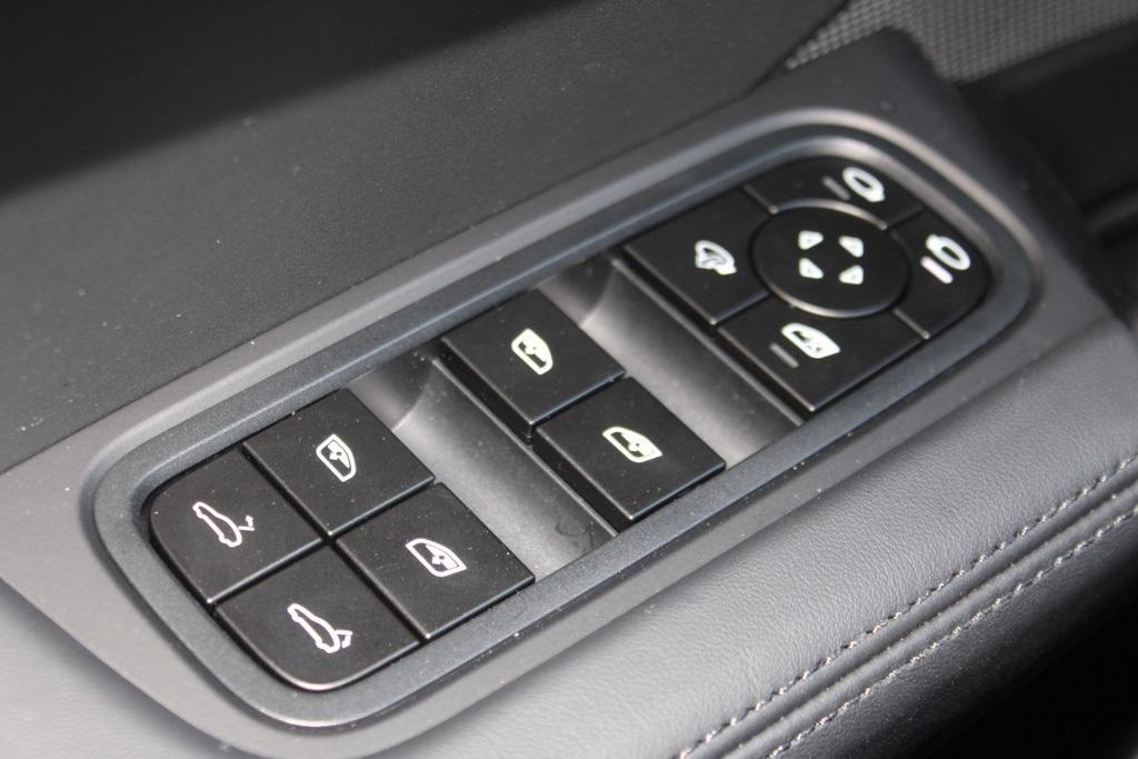 new 2026 Porsche Cayenne car