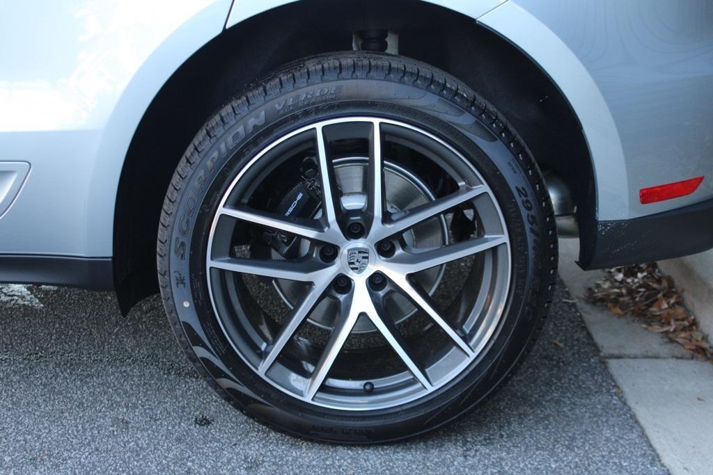 new 2026 Porsche Macan car