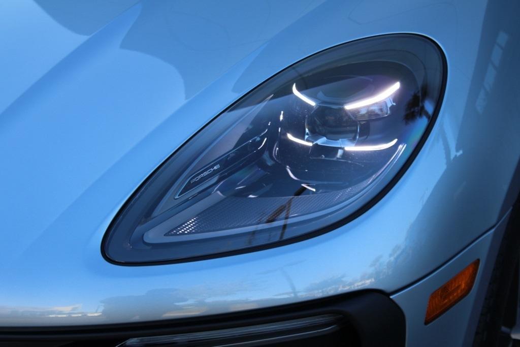 new 2026 Porsche Macan car