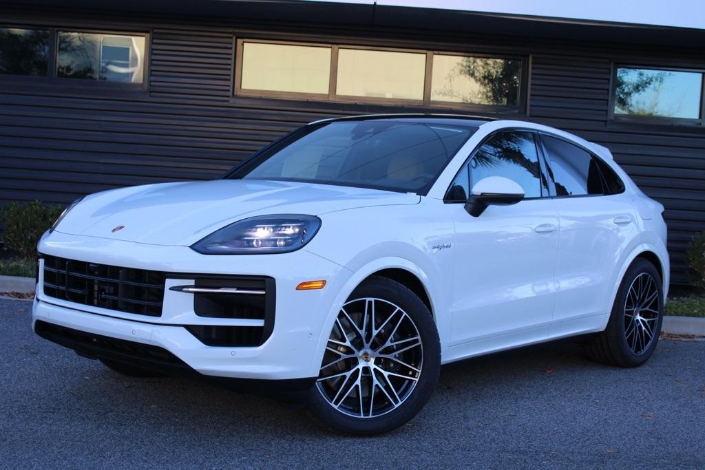 new 2026 Porsche Cayenne car