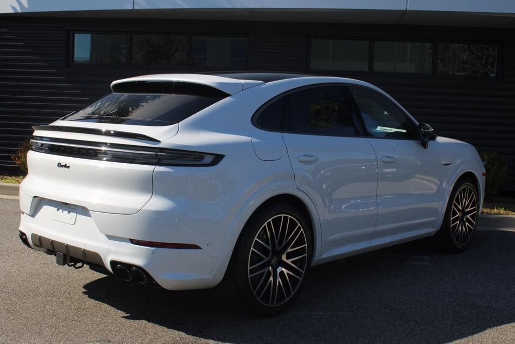 new 2026 Porsche Cayenne car