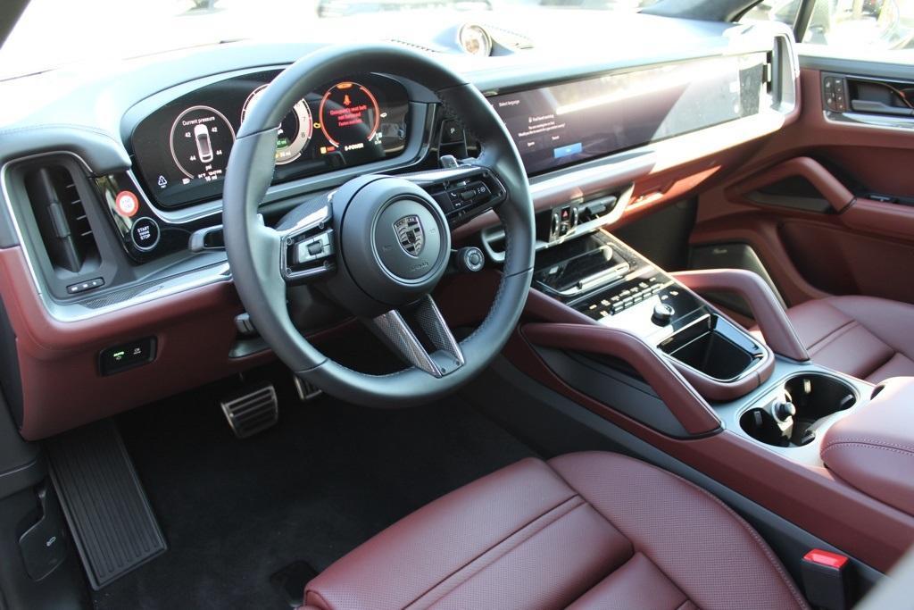 new 2026 Porsche Cayenne car