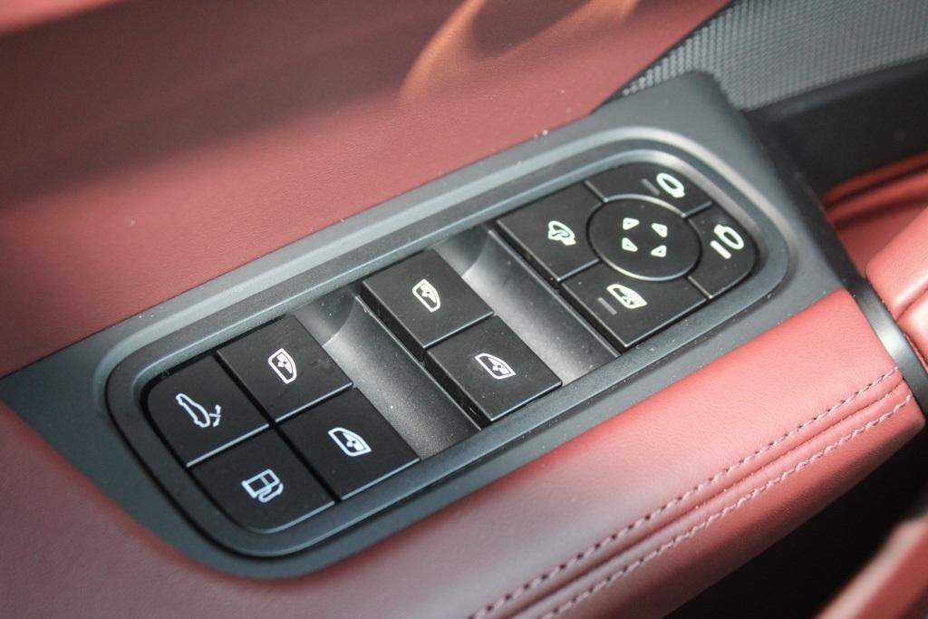 new 2026 Porsche Cayenne car