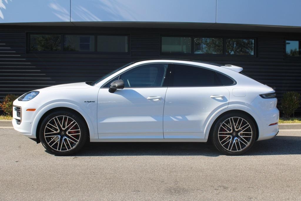 new 2026 Porsche Cayenne car