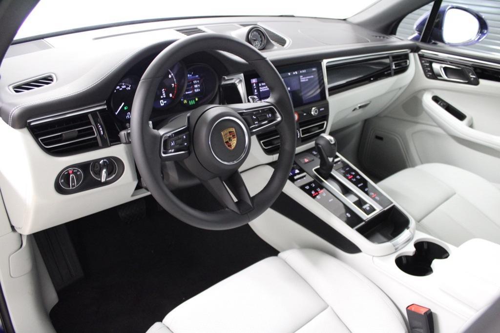 new 2026 Porsche Macan car