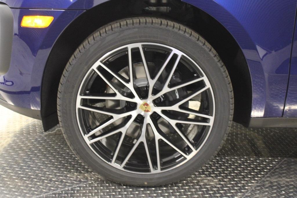 new 2026 Porsche Macan car