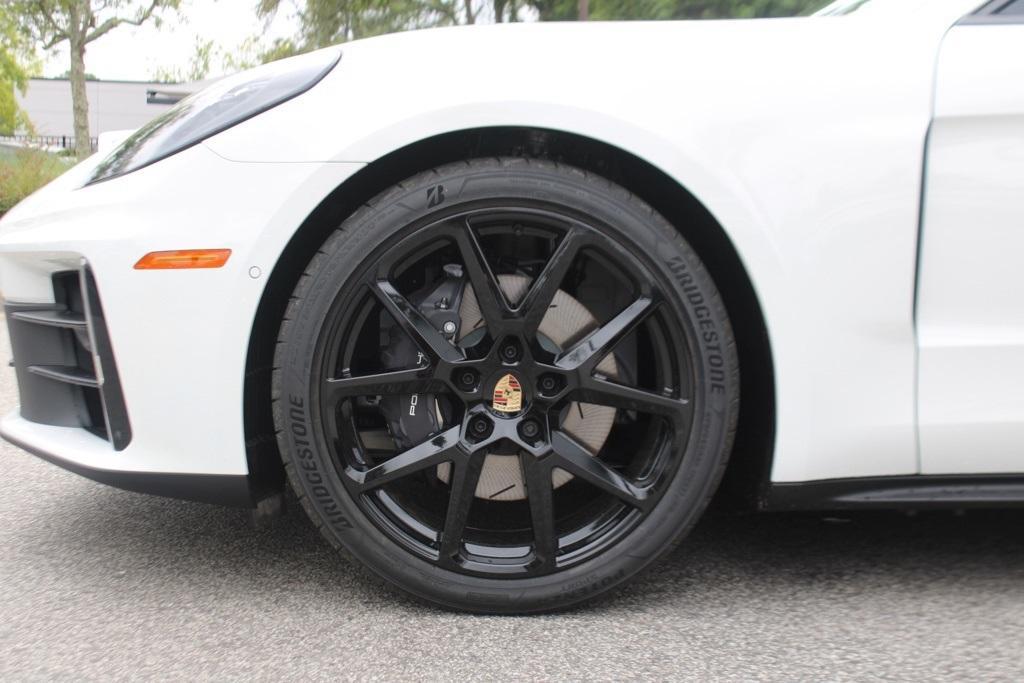 new 2025 Porsche Panamera car, priced at $139,325