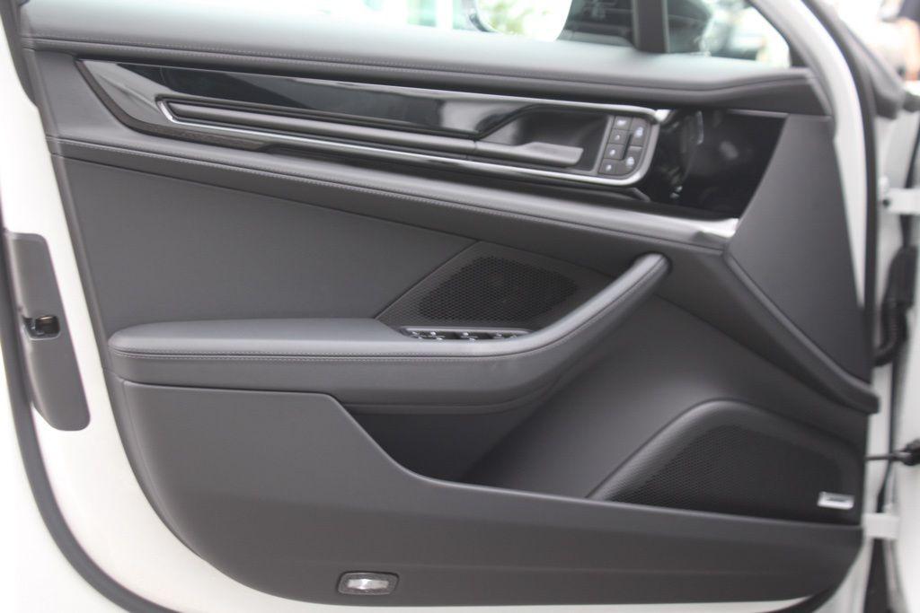 new 2025 Porsche Panamera car, priced at $139,325