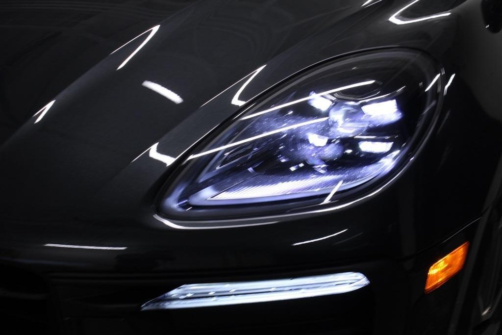 new 2026 Porsche Macan car