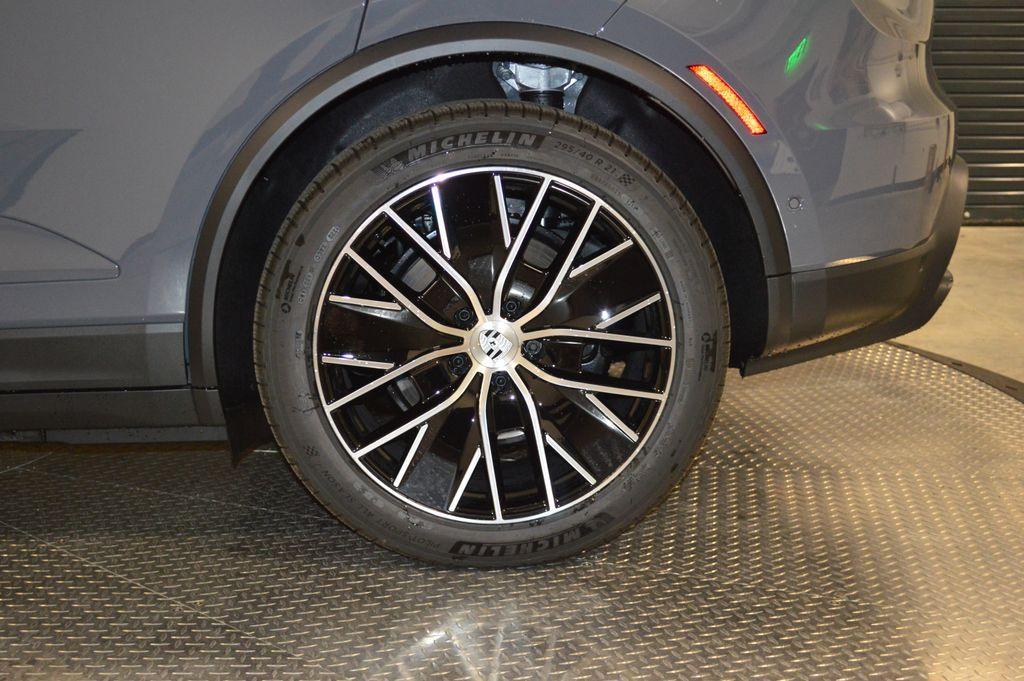 new 2026 Porsche Macan car