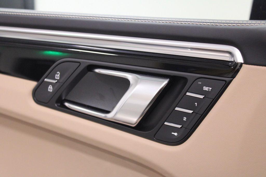 new 2026 Porsche Macan car