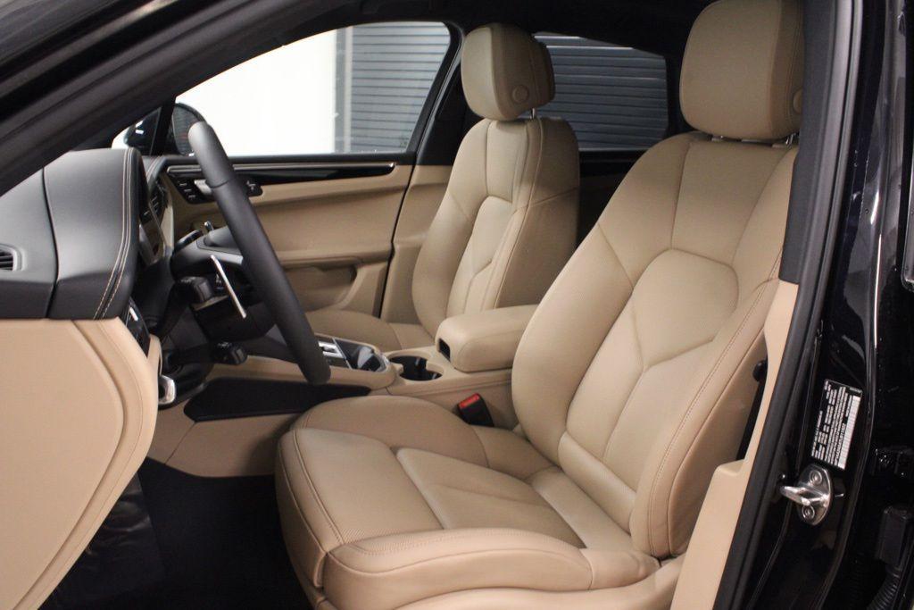 new 2026 Porsche Macan car