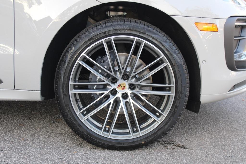 new 2026 Porsche Macan car