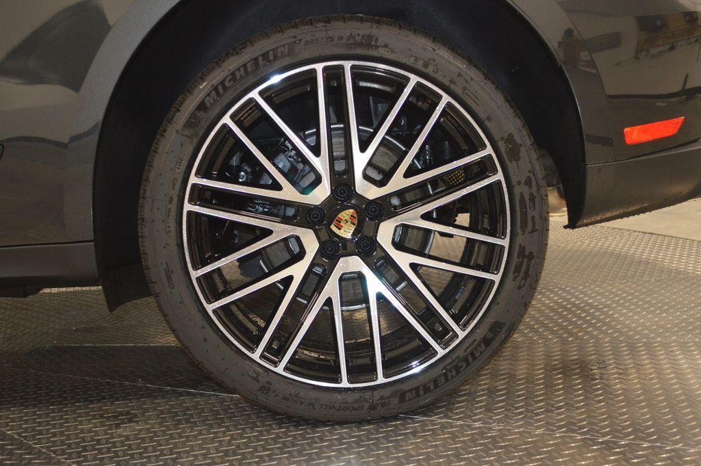 new 2026 Porsche Macan car