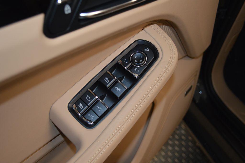 new 2026 Porsche Macan car