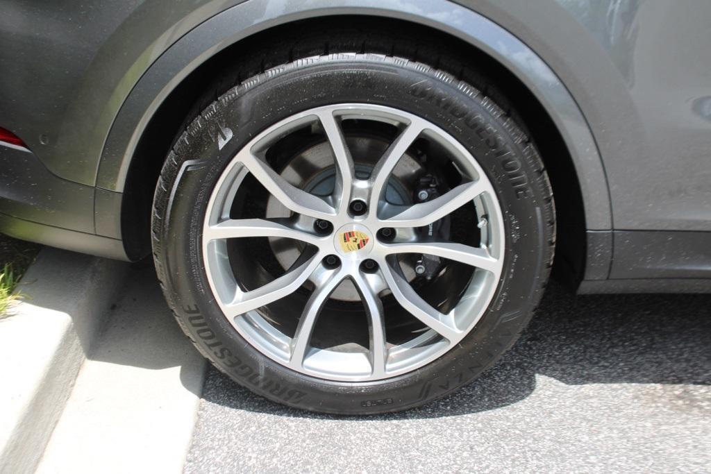 used 2025 Porsche Cayenne car, priced at $99,990