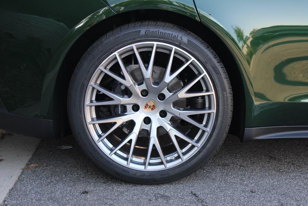 new 2026 Porsche Panamera car