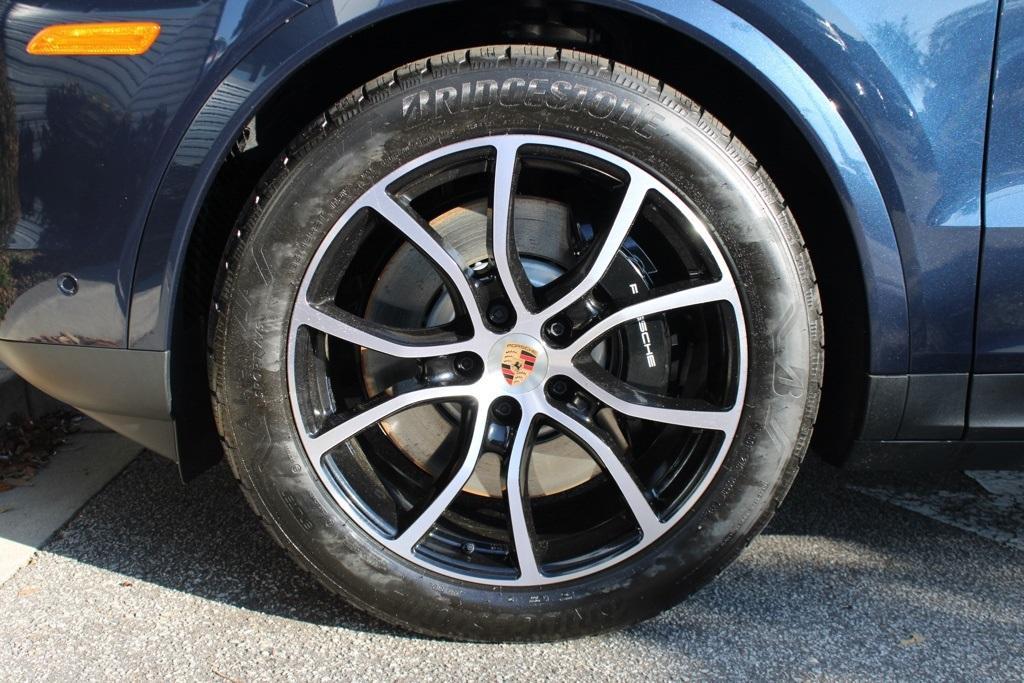 new 2026 Porsche Cayenne car