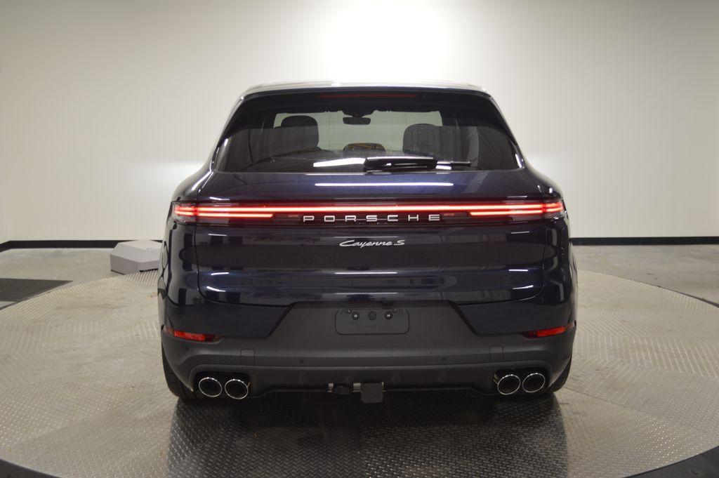 new 2026 Porsche Cayenne car