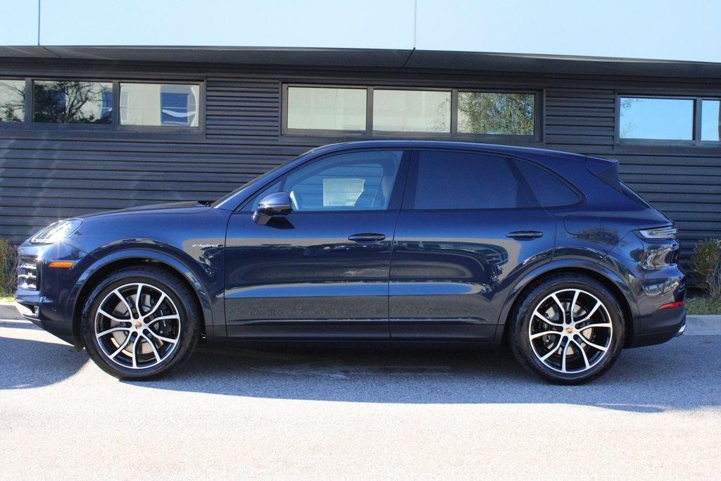new 2026 Porsche Cayenne car