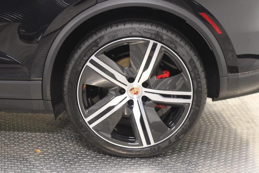 new 2026 Porsche Macan car