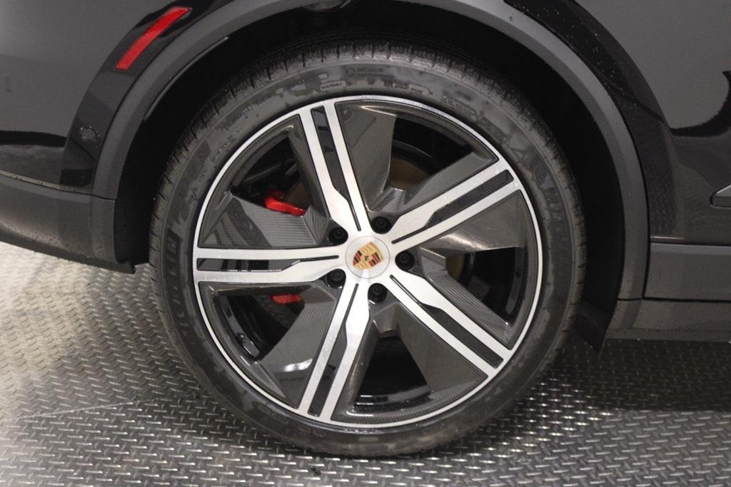 new 2026 Porsche Macan car