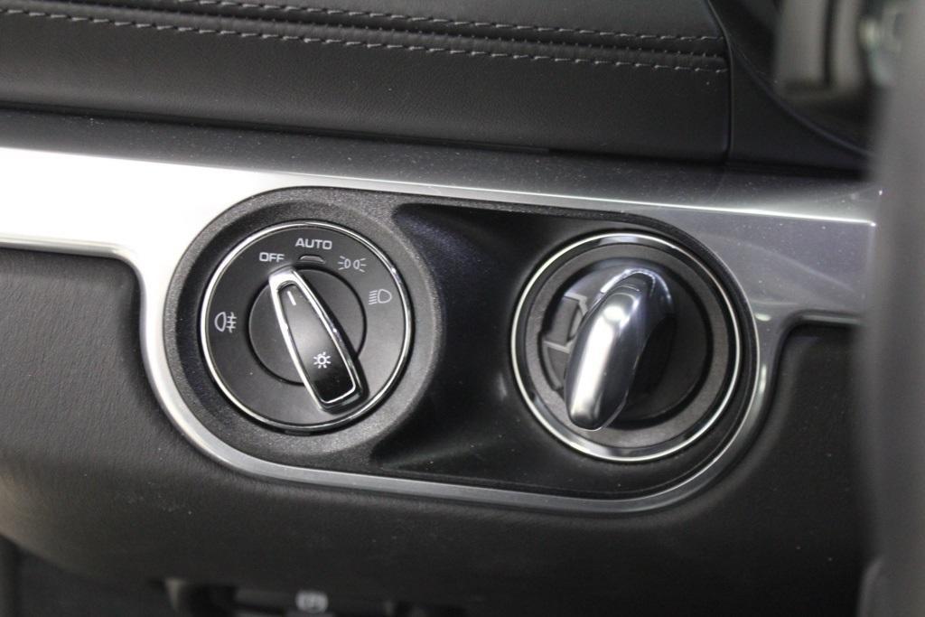 used 2021 Porsche 718 Cayman car, priced at $103,995