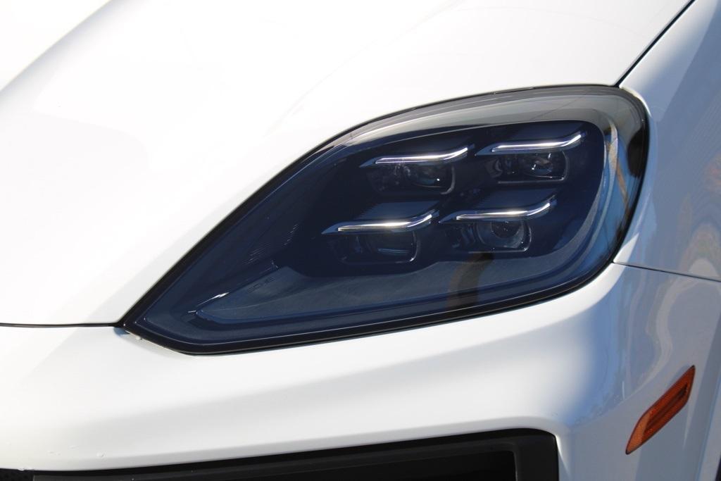 new 2026 Porsche Cayenne car